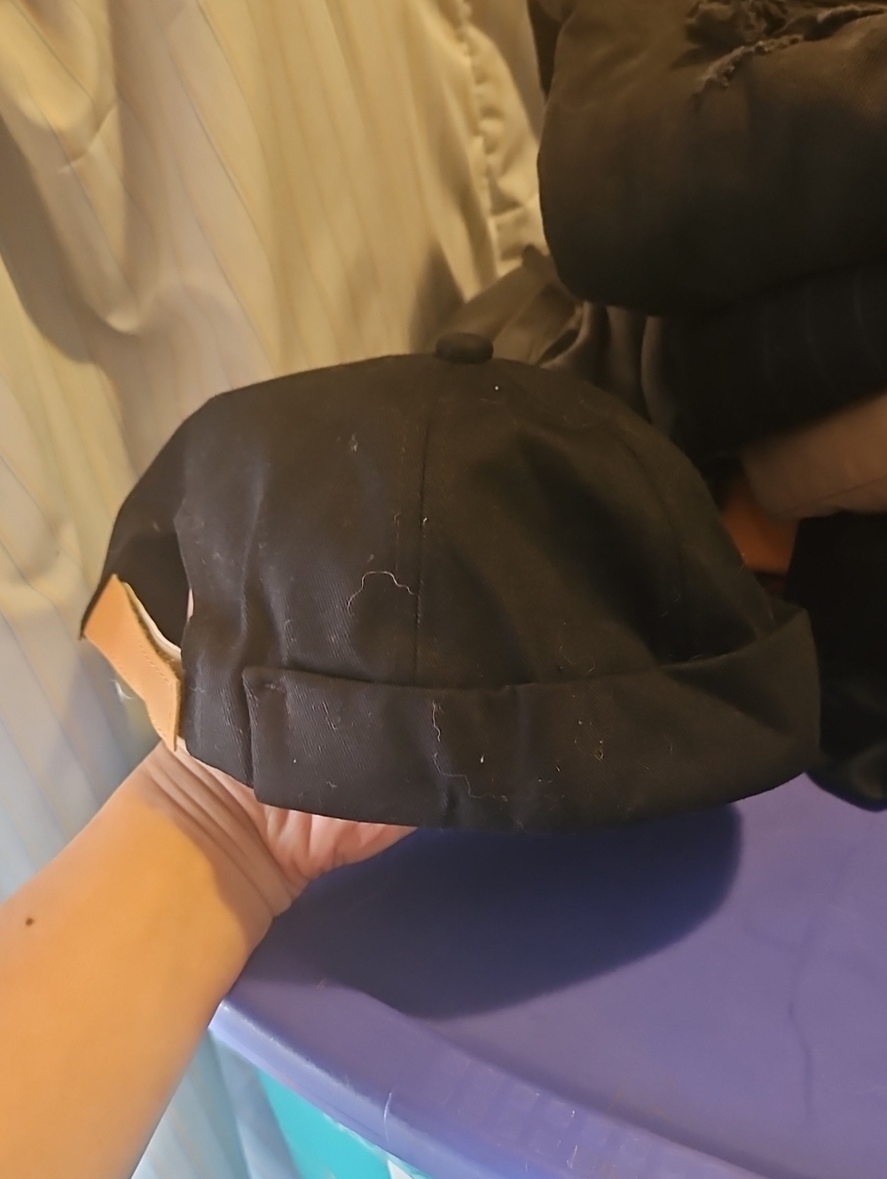 100% Cotton Black Cap Capless with Metal X Accent - Picture 2 of 3